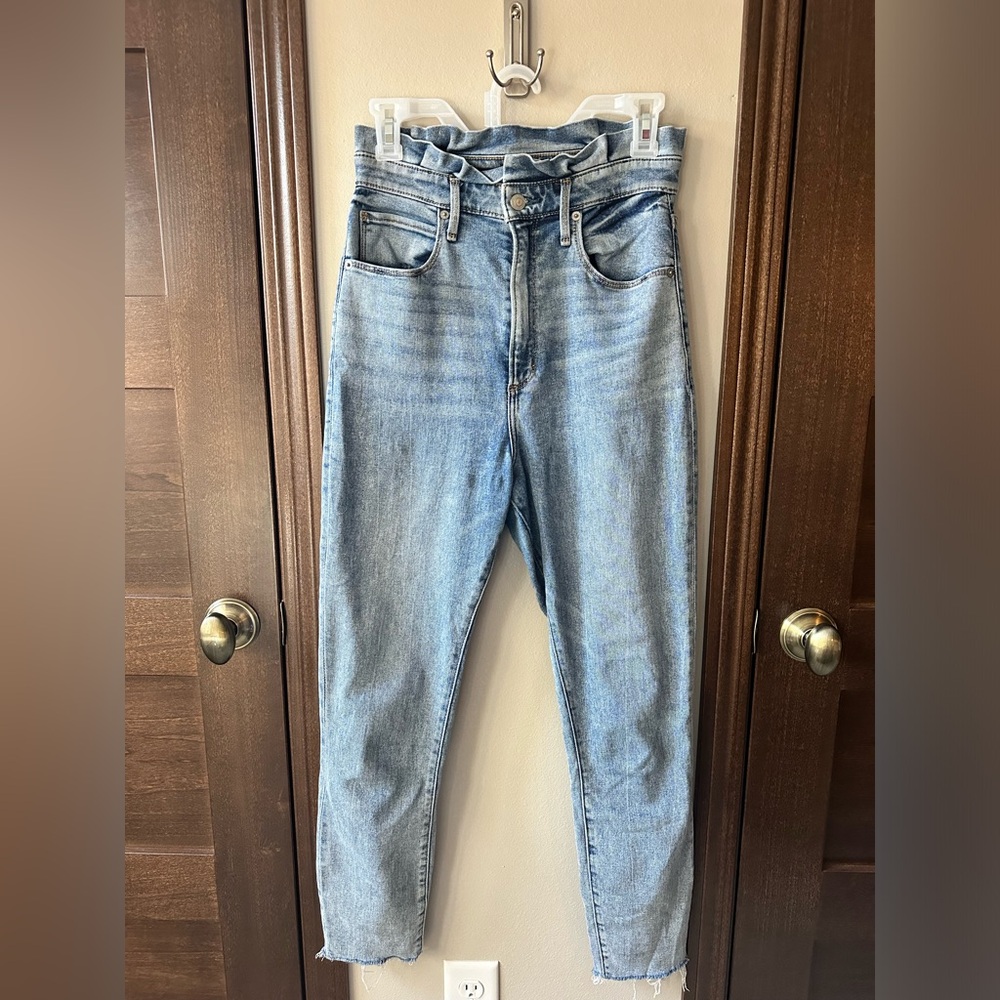 Abercrombie & Fitch Ultra High Rise Super Skinny Ankle Jeans 27/4R